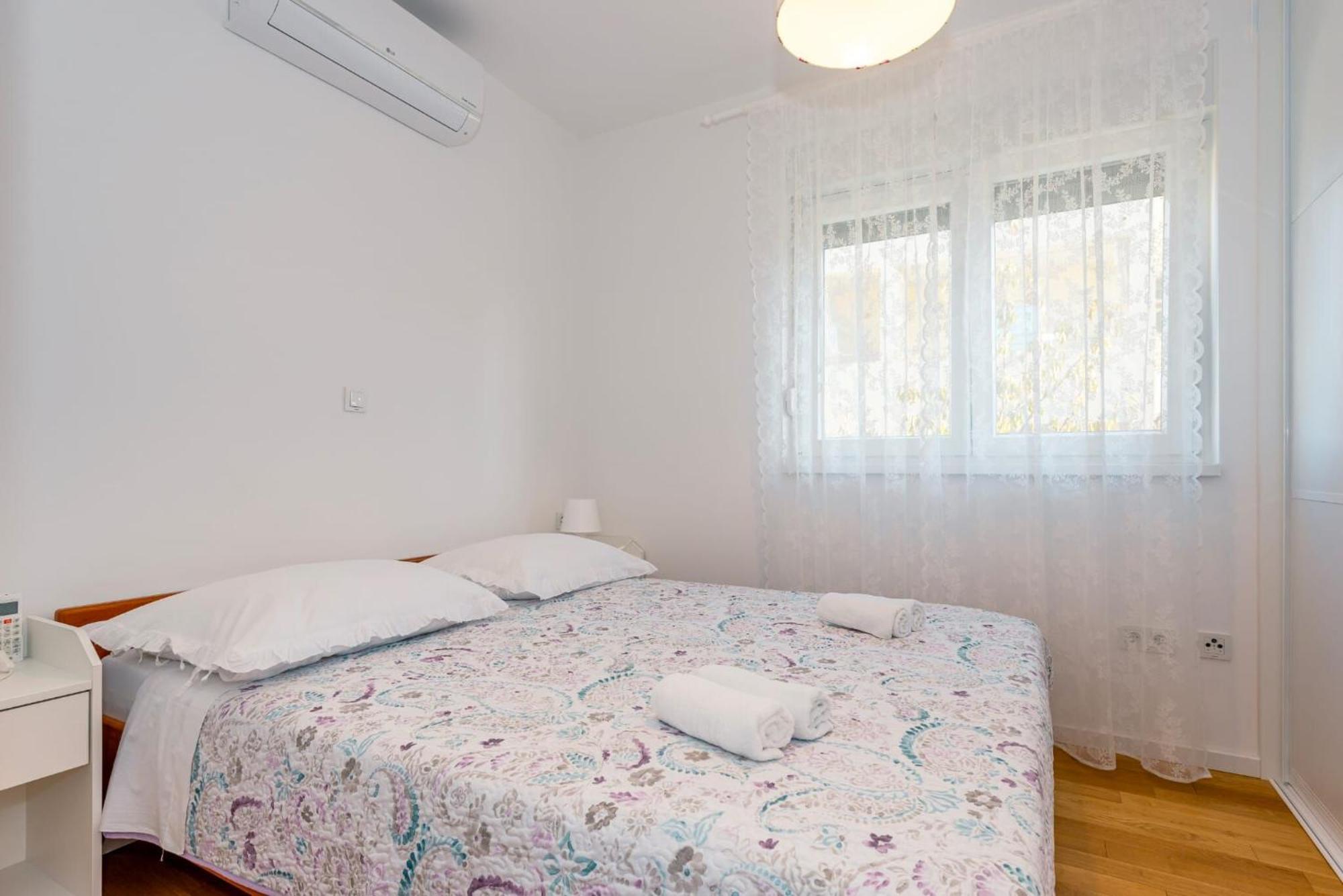 Apartment Apartman Mia Brodarica  Buitenkant foto